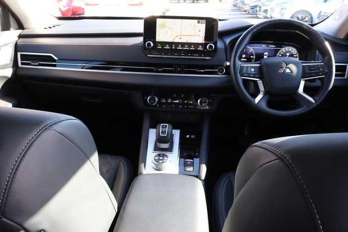 2024 Mitsubishi Outlander PHEV Exceed