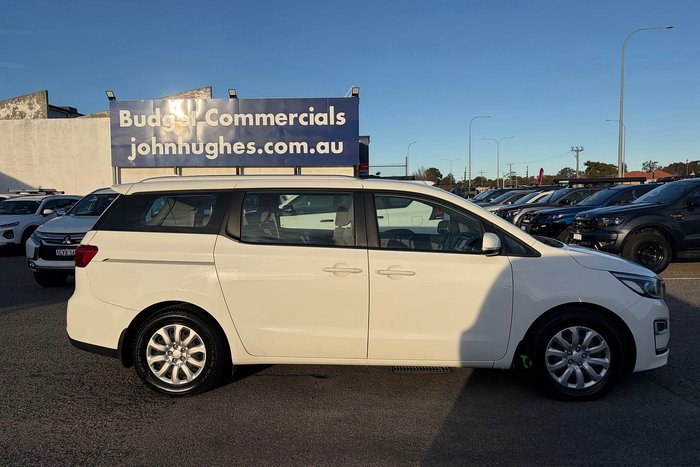 2020 Kia Carnival S