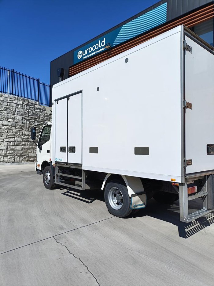 2022 Hino 300 Series