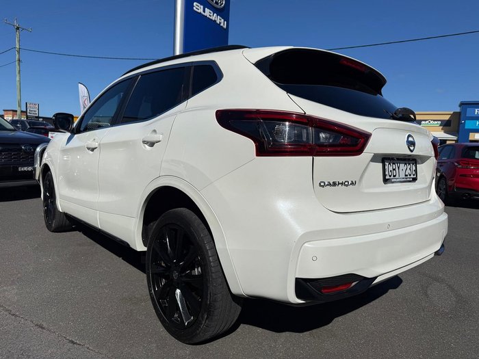 2020 Nissan QASHQAI Midnight Edition