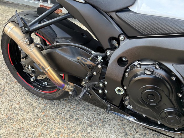 2018 Suzuki GSX-R750 WHITE