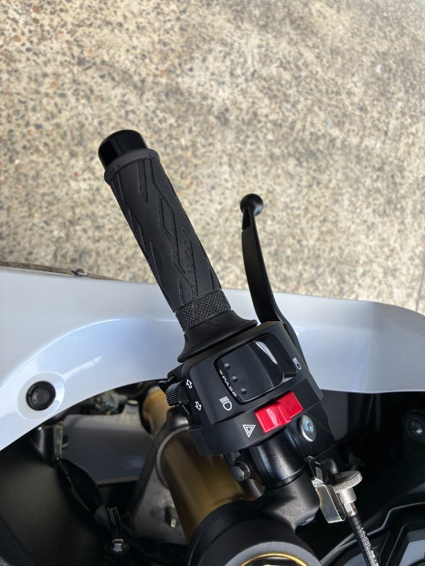 2018 Suzuki GSX-R750 WHITE