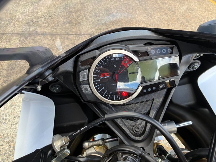 2018 Suzuki GSX-R750 WHITE