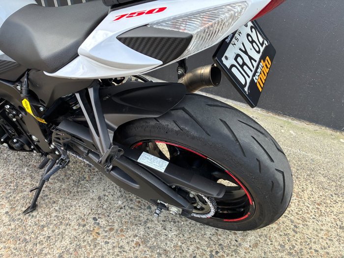 2018 Suzuki GSX-R750 WHITE