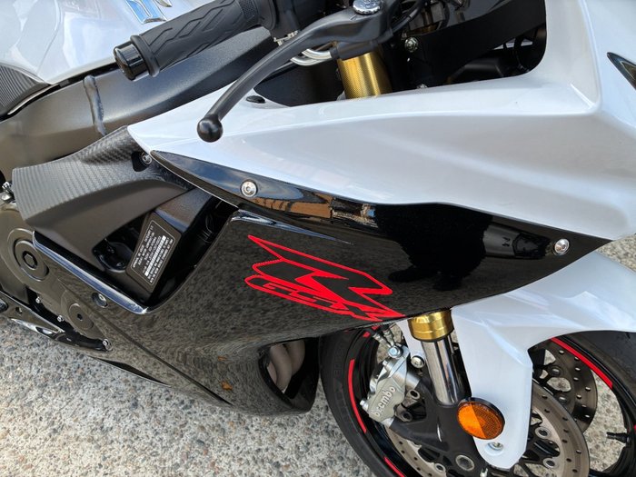 2018 Suzuki GSX-R750 WHITE