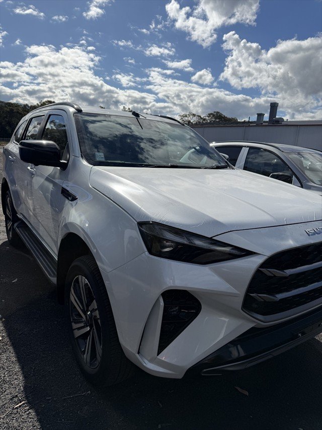 2026 Isuzu MU-X