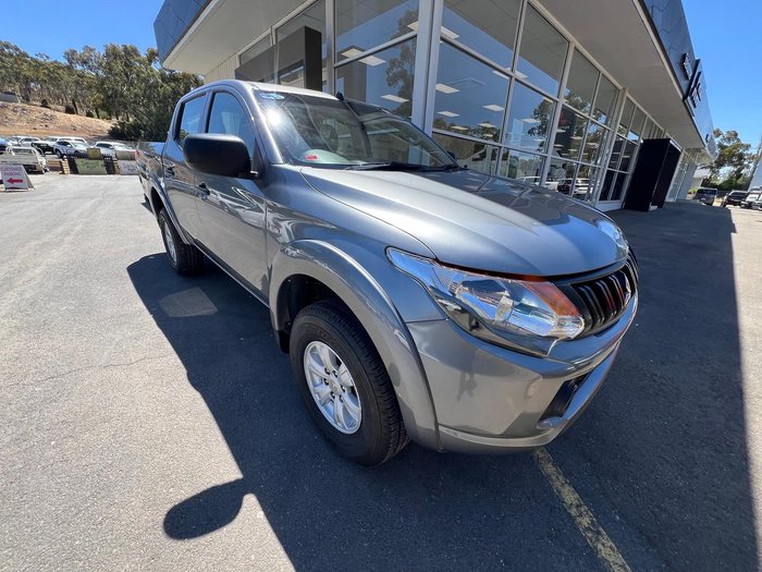 2017 Mitsubishi Triton GLX
