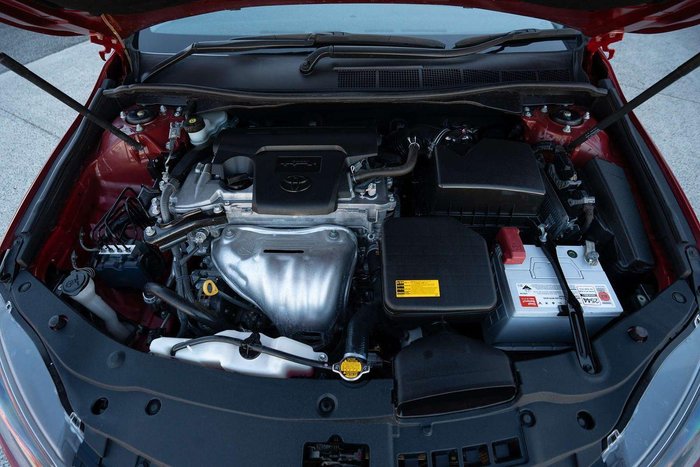 2015 Toyota Camry Atara SX