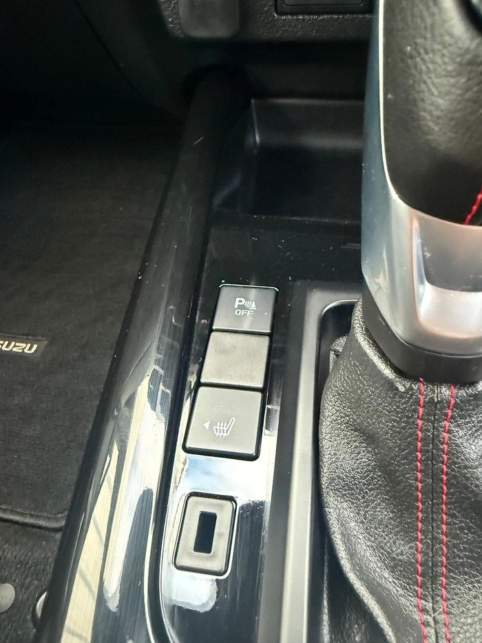 2022 Isuzu D-MAX X-TERRAIN