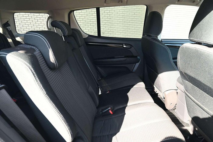2019 Isuzu MU-X LS-U