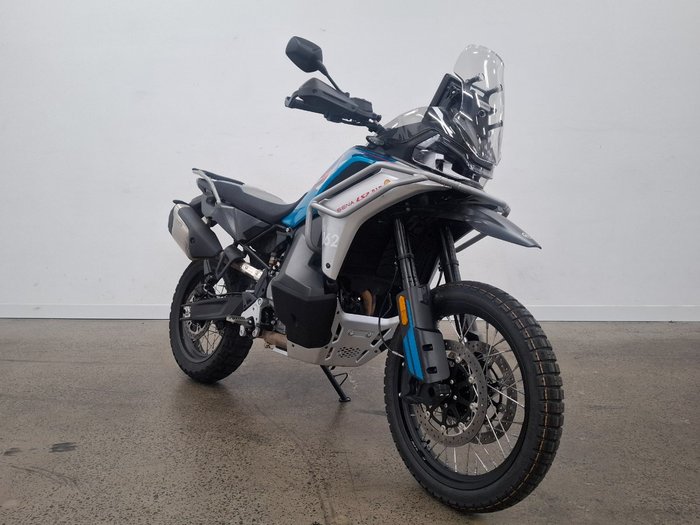 2025 CFMOTO 800MT LIMITED EDITION Blue