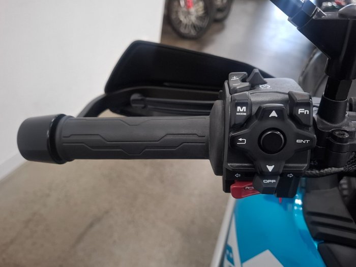 2025 CFMOTO 800MT LIMITED EDITION Blue