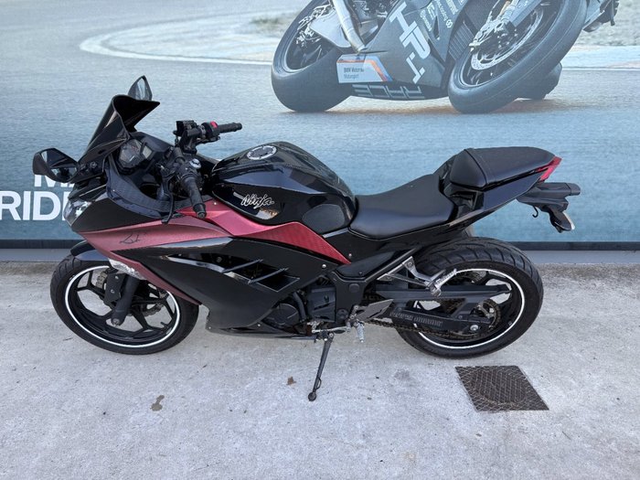 2013 Kawasaki NINJA 300 SE ABS Black