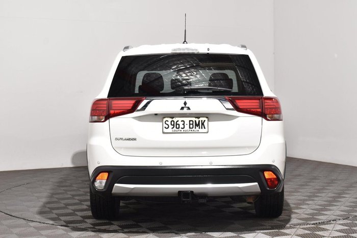 2016 Mitsubishi Outlander XLS