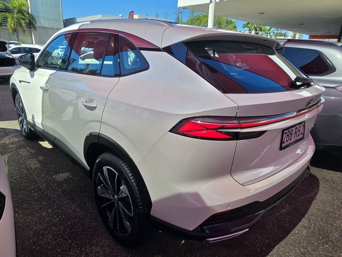 2025 MG HS Excite