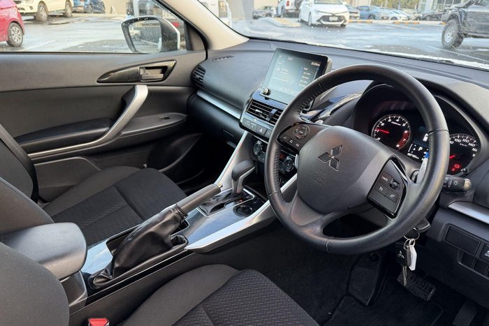 2021 Mitsubishi Eclipse Cross ES