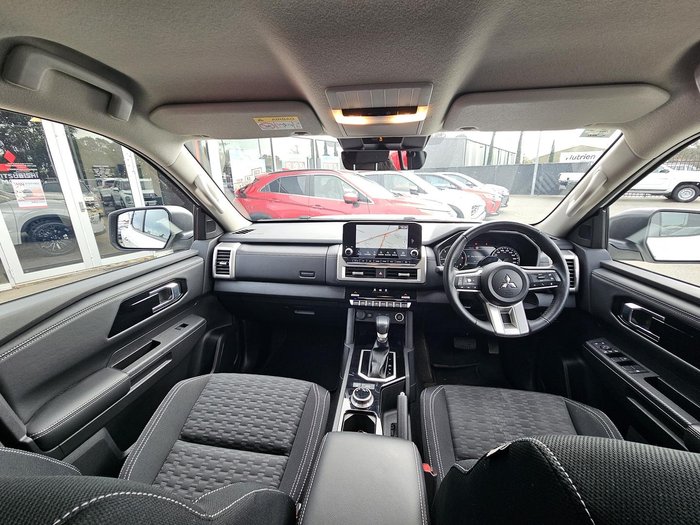 2024 Mitsubishi Triton GLS