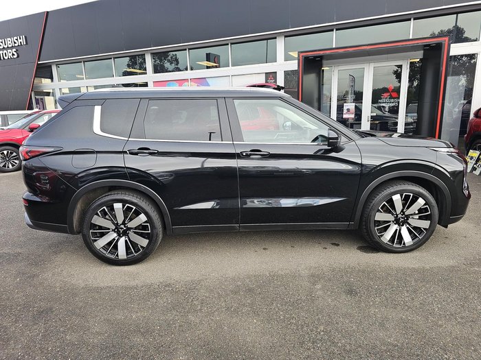 2025 Mitsubishi Outlander Aspire