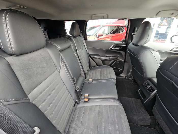 2025 Mitsubishi Outlander Aspire