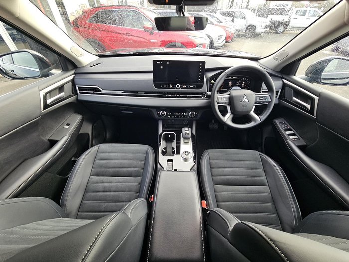 2025 Mitsubishi Outlander Aspire