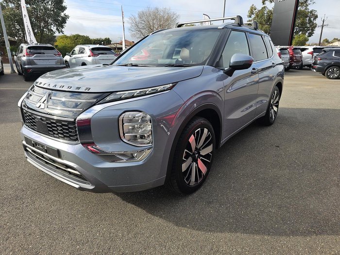 2025 Mitsubishi Outlander Exceed Tourer