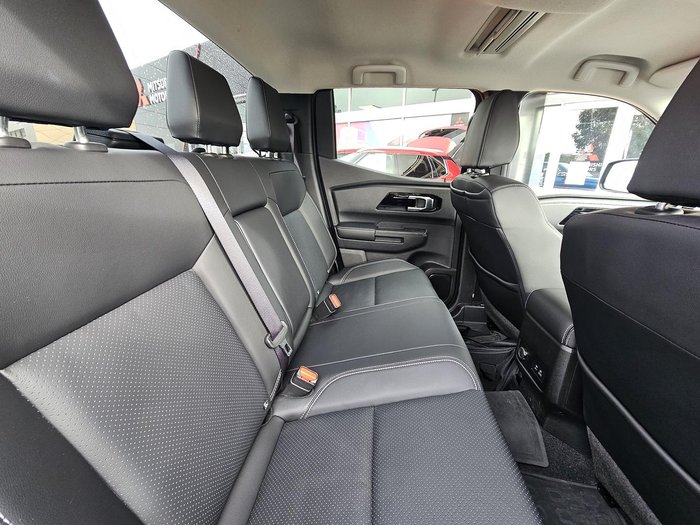 2025 Mitsubishi Triton GLS