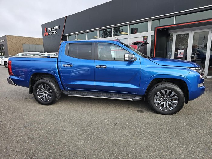 2025 Mitsubishi Triton GLS