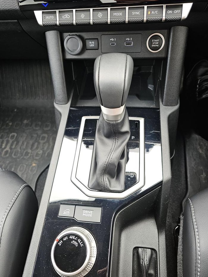 2025 Mitsubishi Triton GLS