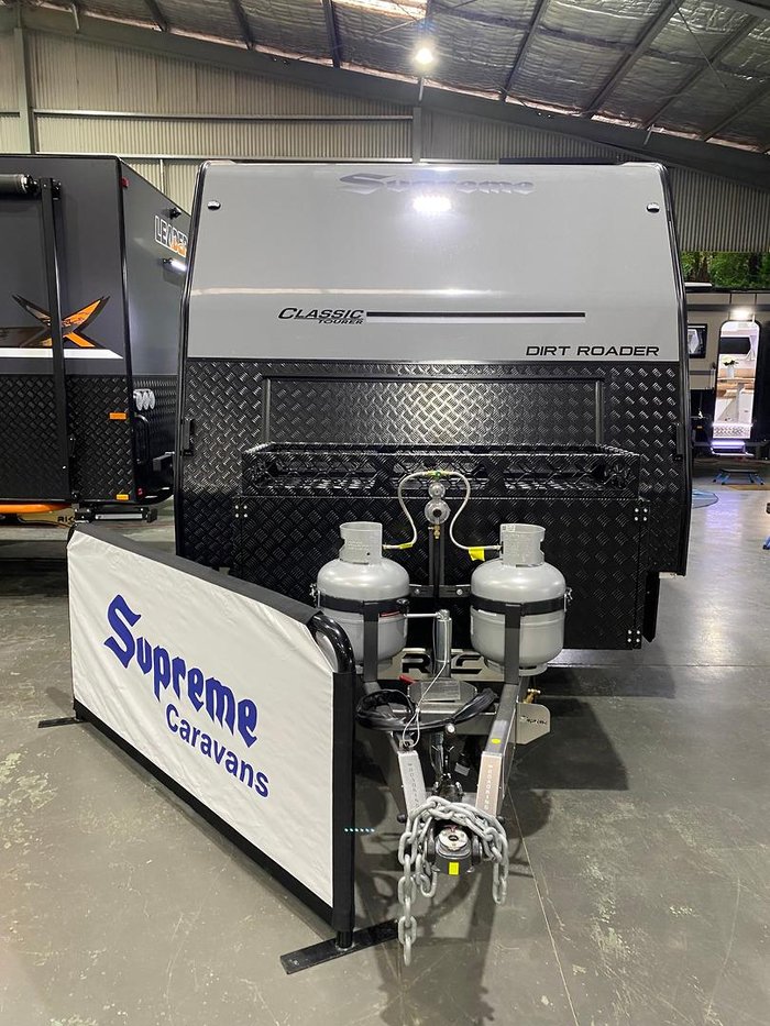 2026 Supreme 1860 Classic Tourer Dirt Roader