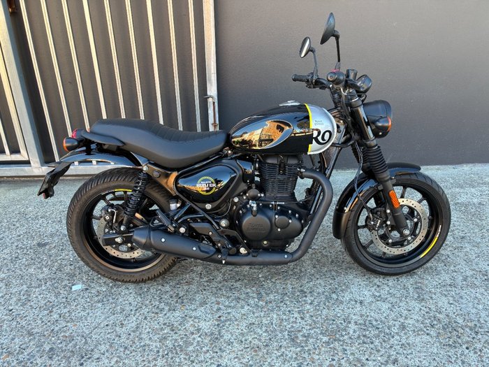 2023 Royal Enfield HUNTER 350 BLACK