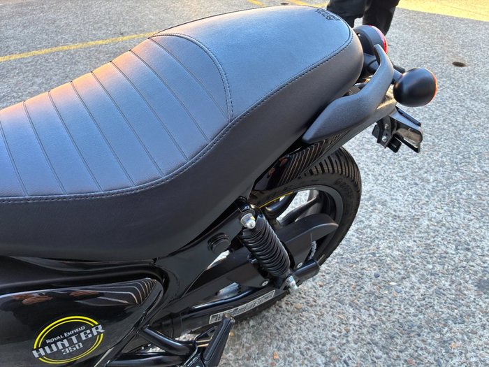 2023 Royal Enfield HUNTER 350 BLACK