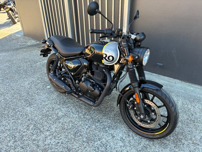 2023 Royal Enfield HUNTER 350 BLACK