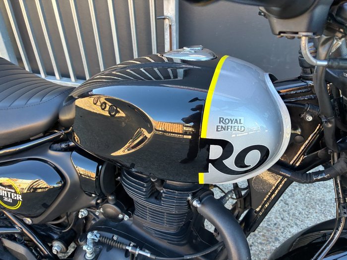 2023 Royal Enfield HUNTER 350 BLACK