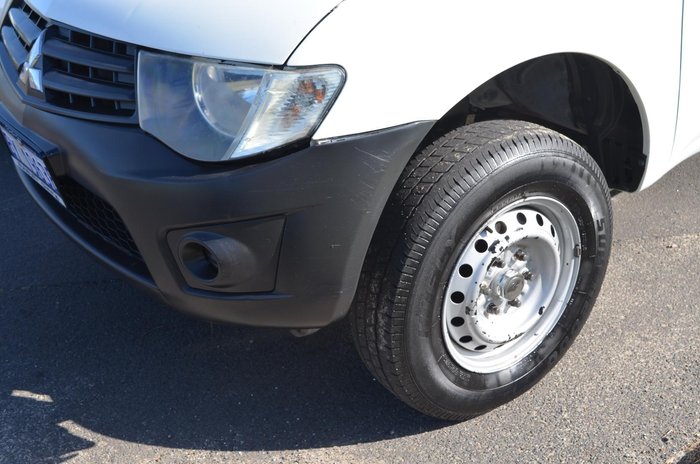 2010 Mitsubishi Triton GL
