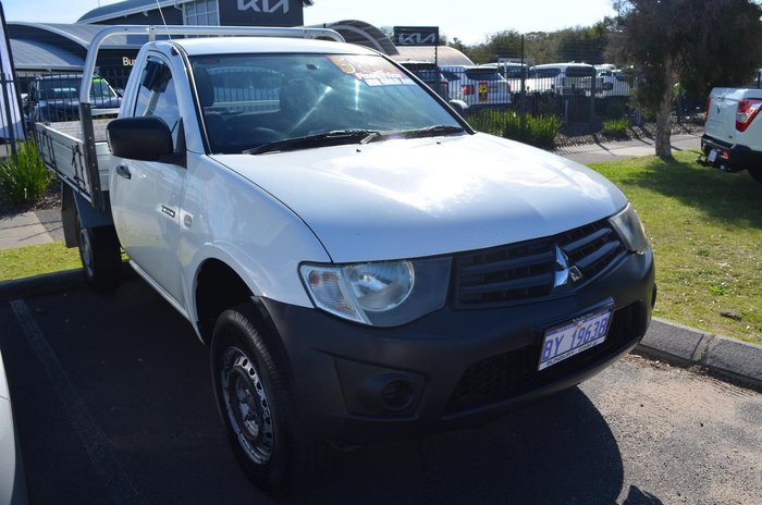 2010 Mitsubishi Triton GL