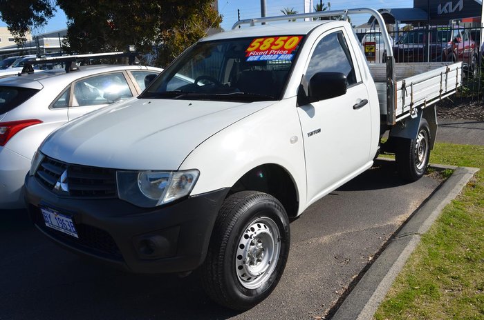 2010 Mitsubishi Triton GL