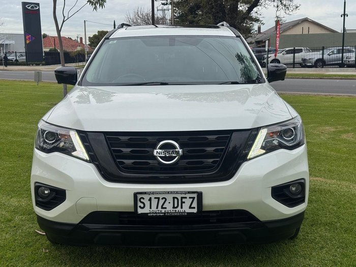 2018 Nissan Pathfinder ST-L