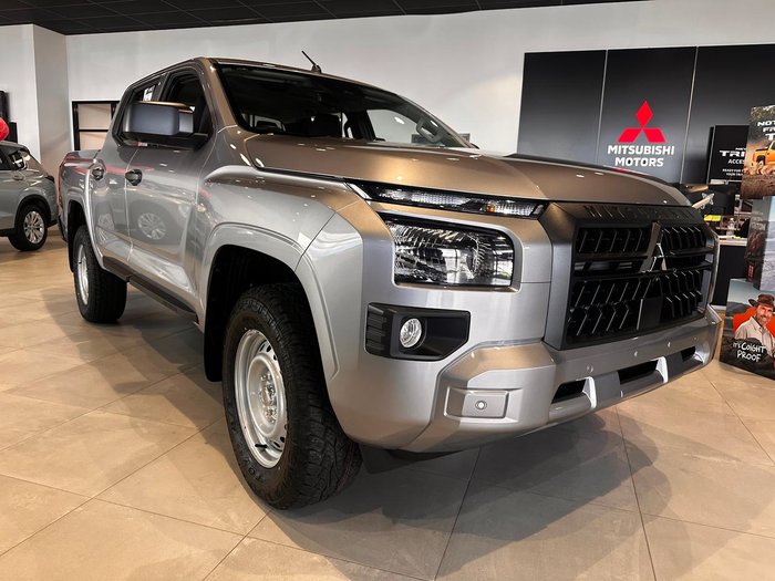 2026 Mitsubishi Triton GLX