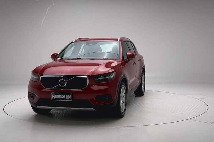 2022 Volvo XC40