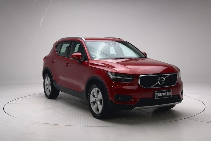 2022 Volvo XC40