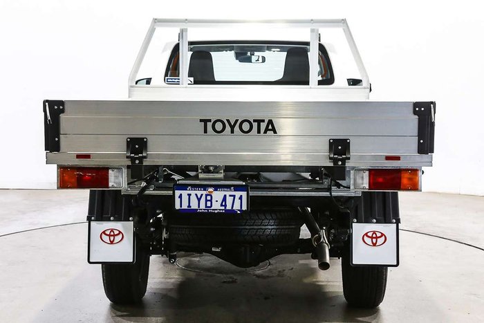 2024 Toyota Hilux SR