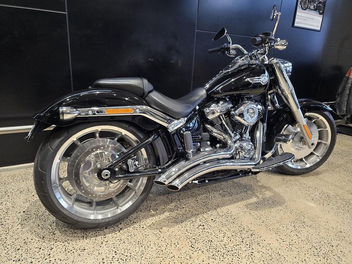 Harley-Davidson Fat Boy 114 (FLFBS) Softail