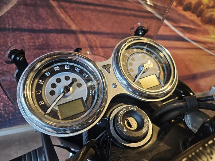 2024 Triumph Bonneville T100 (900cc) Bonneville