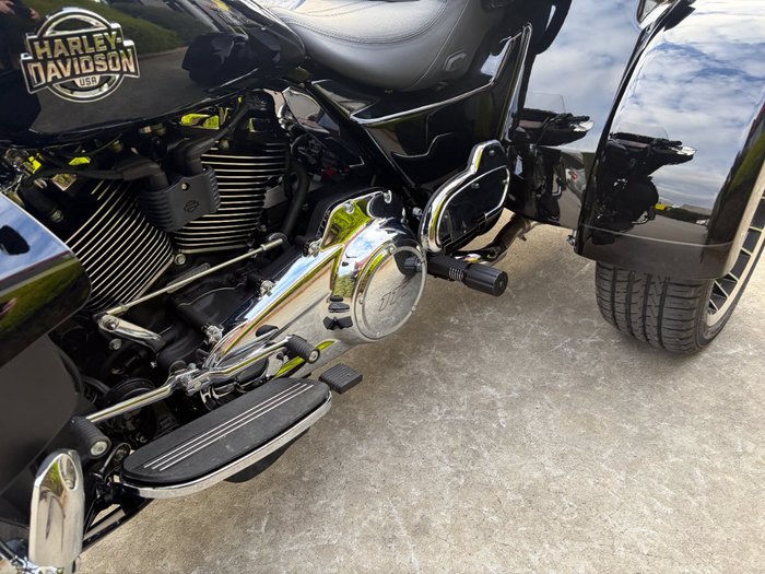2026 HARLEY-DAVIDSON FLHLT STREET GLIDE 3 LTD (117) Black