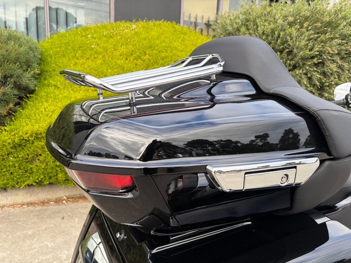 2026 HARLEY-DAVIDSON FLHLT STREET GLIDE 3 LTD (117) Black