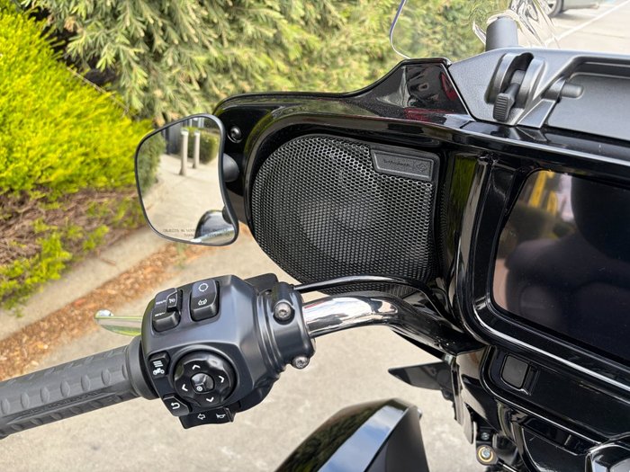 2026 HARLEY-DAVIDSON FLHLT STREET GLIDE 3 LTD (117) Black