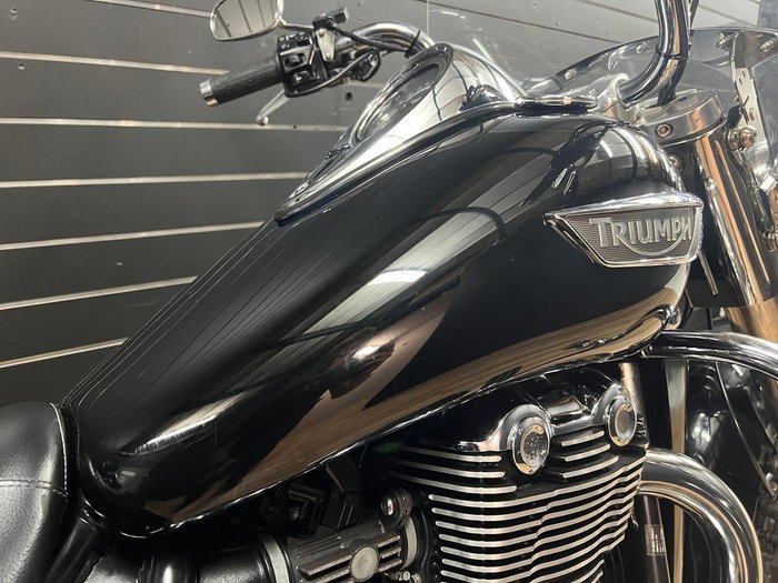 2016 TRIUMPH THUNDERBIRD LT Black