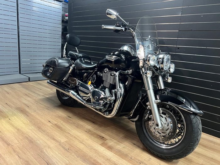 2016 TRIUMPH THUNDERBIRD LT Black