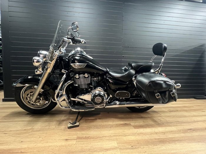 2016 TRIUMPH THUNDERBIRD LT Black