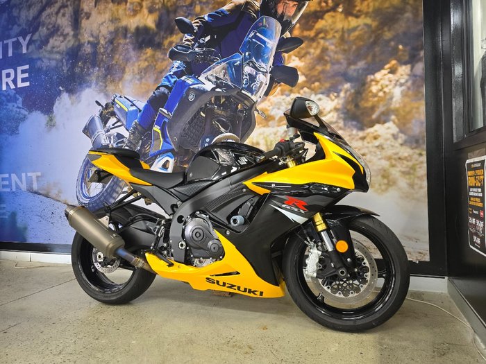 2016 Suzuki GSX-R750 YELLOW